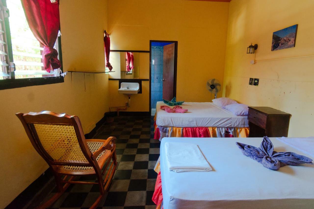 Hostal Lazybones León Quarto foto
